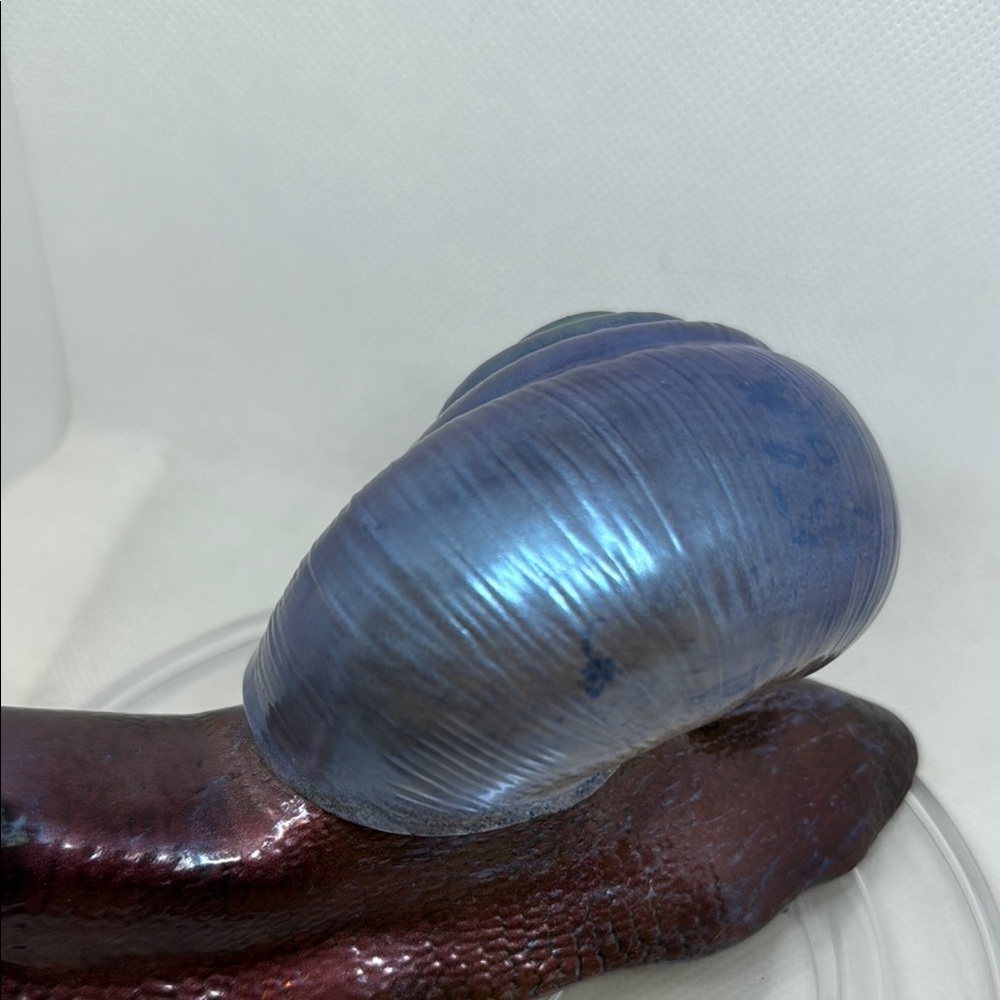 Iridescent Resin Snail Figurine - Picture 9 of 12